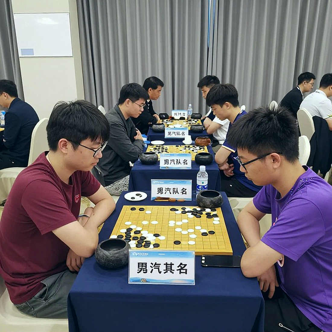 FIDE सर्वे: तीन में से चार महिला शतरंज खिलाड़ियों ने लिंग-पूर्वाग्रह या उत्पीड़न बताया — जो संख्या कहती है, और जो नहीं कहती
